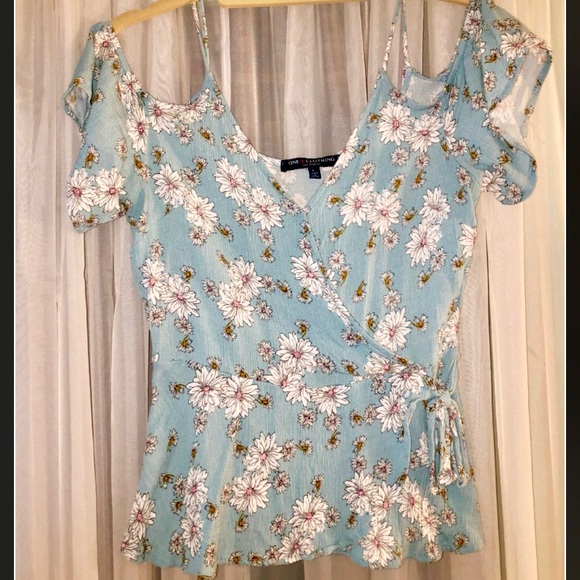 one love clothing Tops - ‘Cold Shoulder’ tank with daisy design